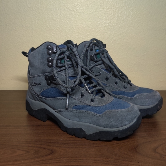 L.L.Bean women's hiking boots Size 7 - Picture 1 of 12